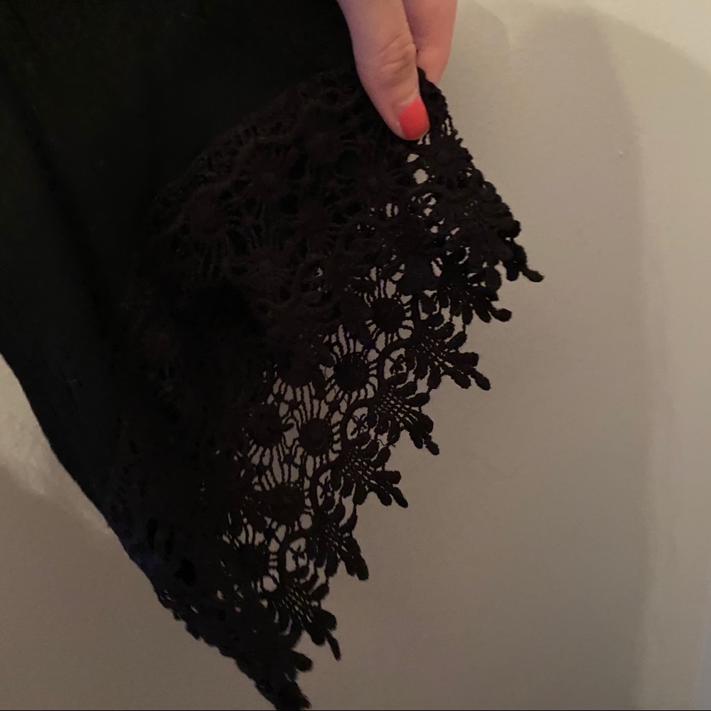 Black blouse - Picture 4 of 4